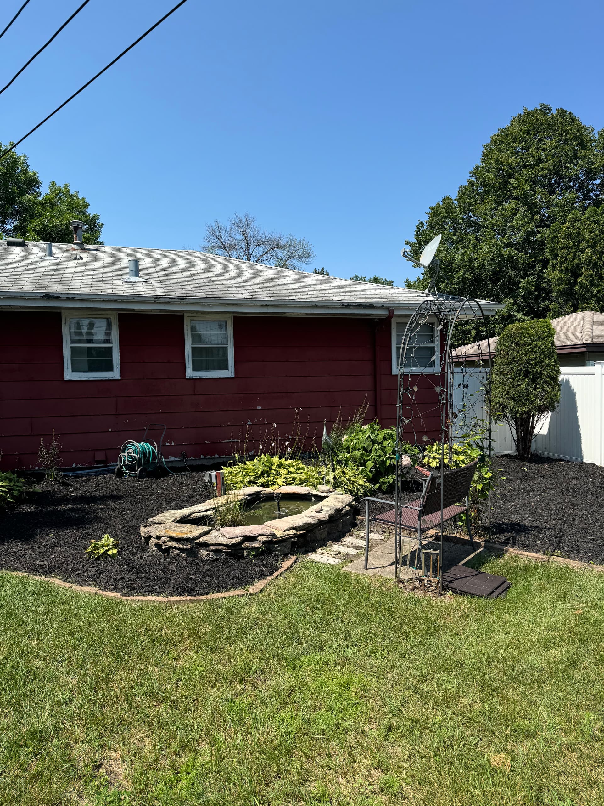 Gallery photos for Mulch Bed Installation in Mounds View: Image #1