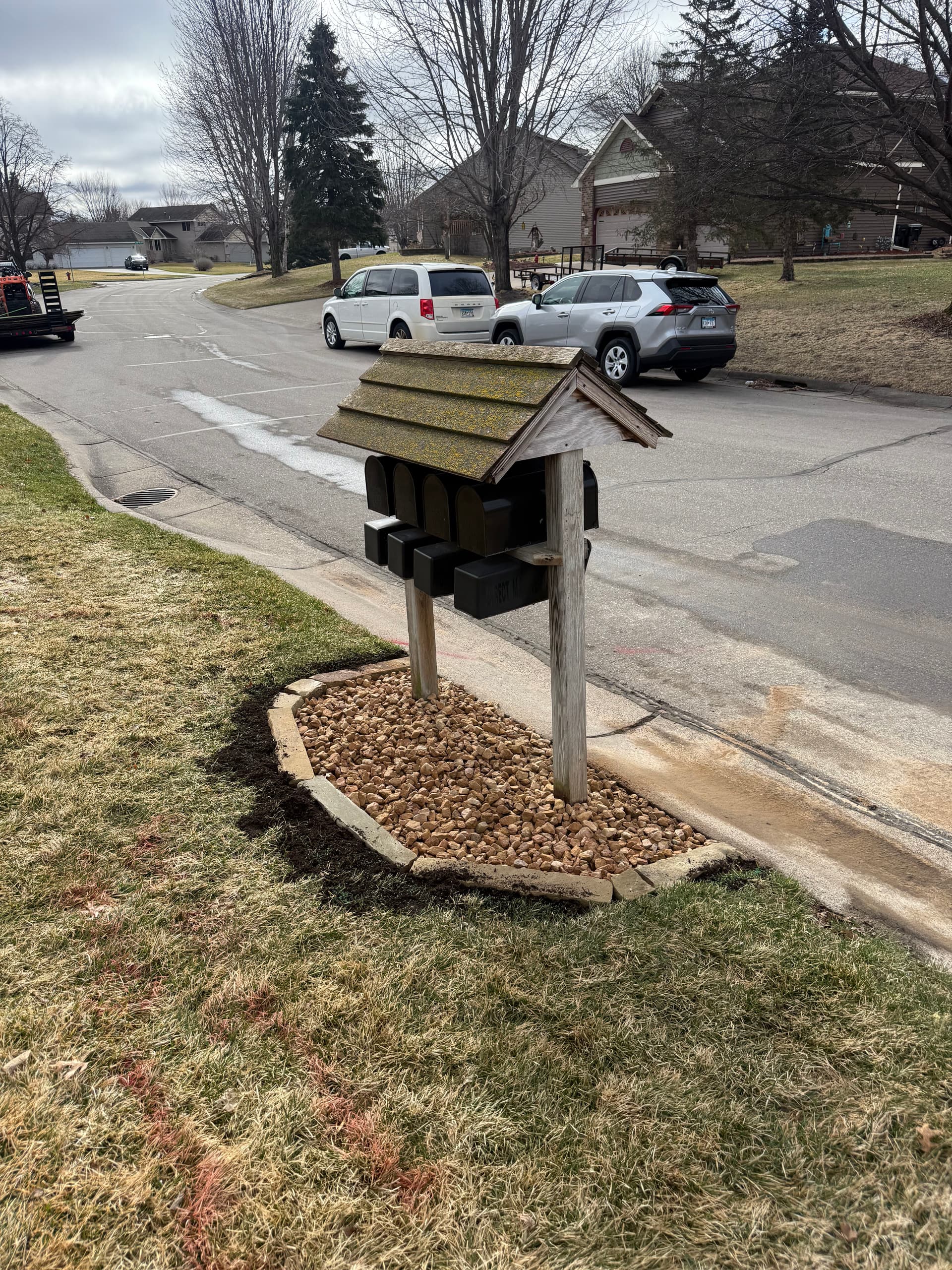 Gallery photos for Clean Edges, Rock Beds, and Tree Circles in Andover: Image #6