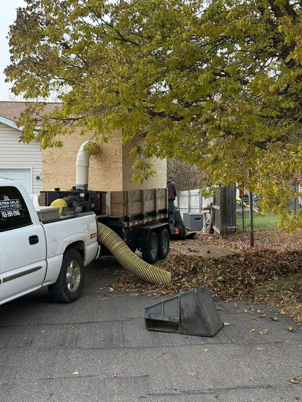 Gallery photos for Efficient Leaf Cleanup Service in Andover MN: Image #5